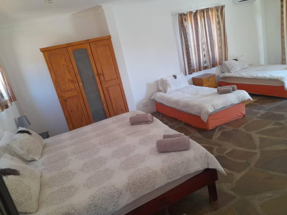 Ombo Rest Camp Hotel Okahandja Buitenkant foto