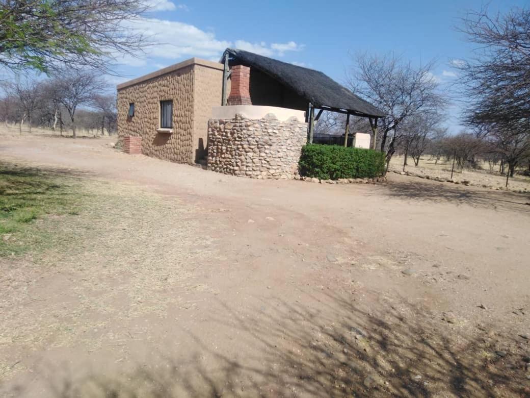 Ombo Rest Camp Hotel Okahandja Buitenkant foto