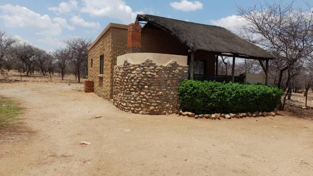 Ombo Rest Camp Hotel Okahandja Buitenkant foto