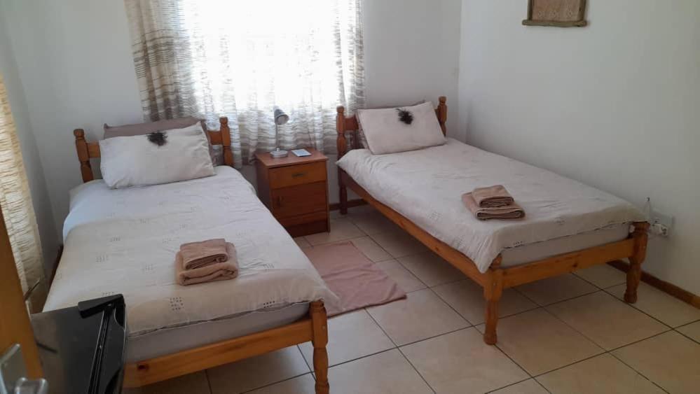 Ombo Rest Camp Hotel Okahandja Buitenkant foto