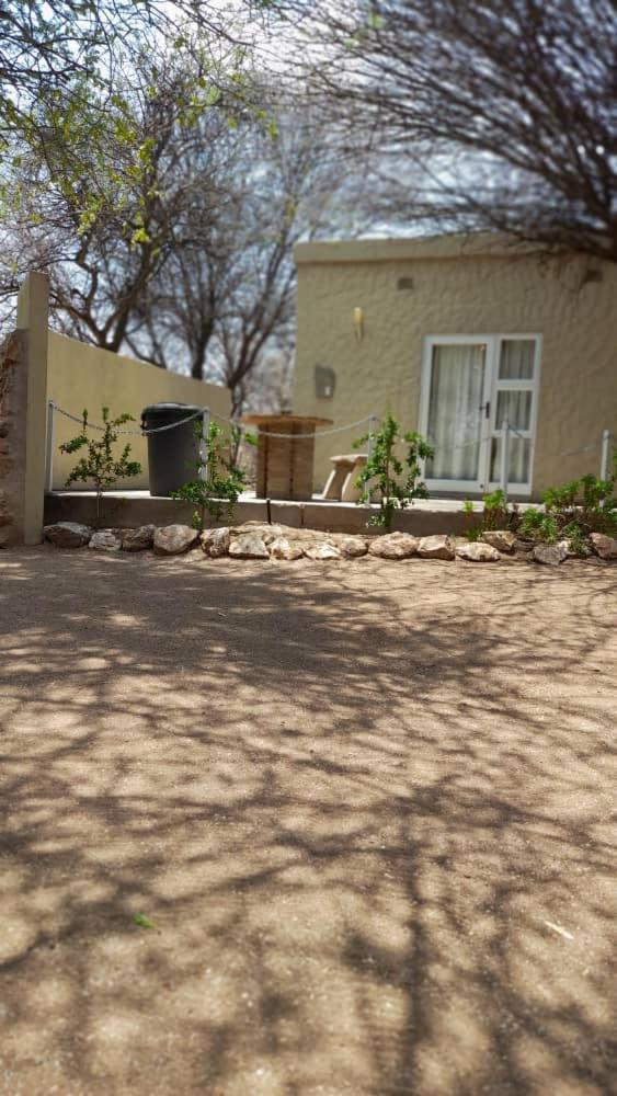 Ombo Rest Camp Hotel Okahandja Kamer foto